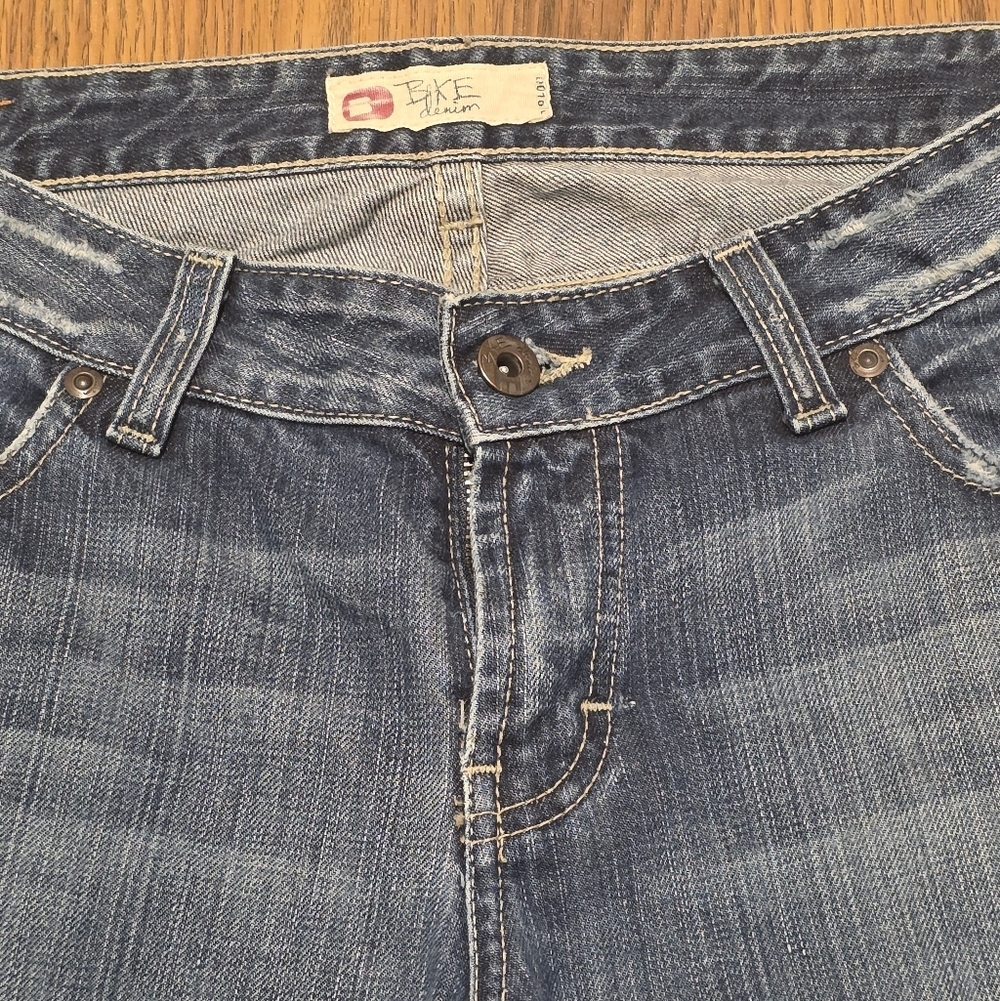 BKE Womens Grace Distressed Flare Jeans Size 29x32 Blue Denim Y2K E75 - Picture 5 of 13